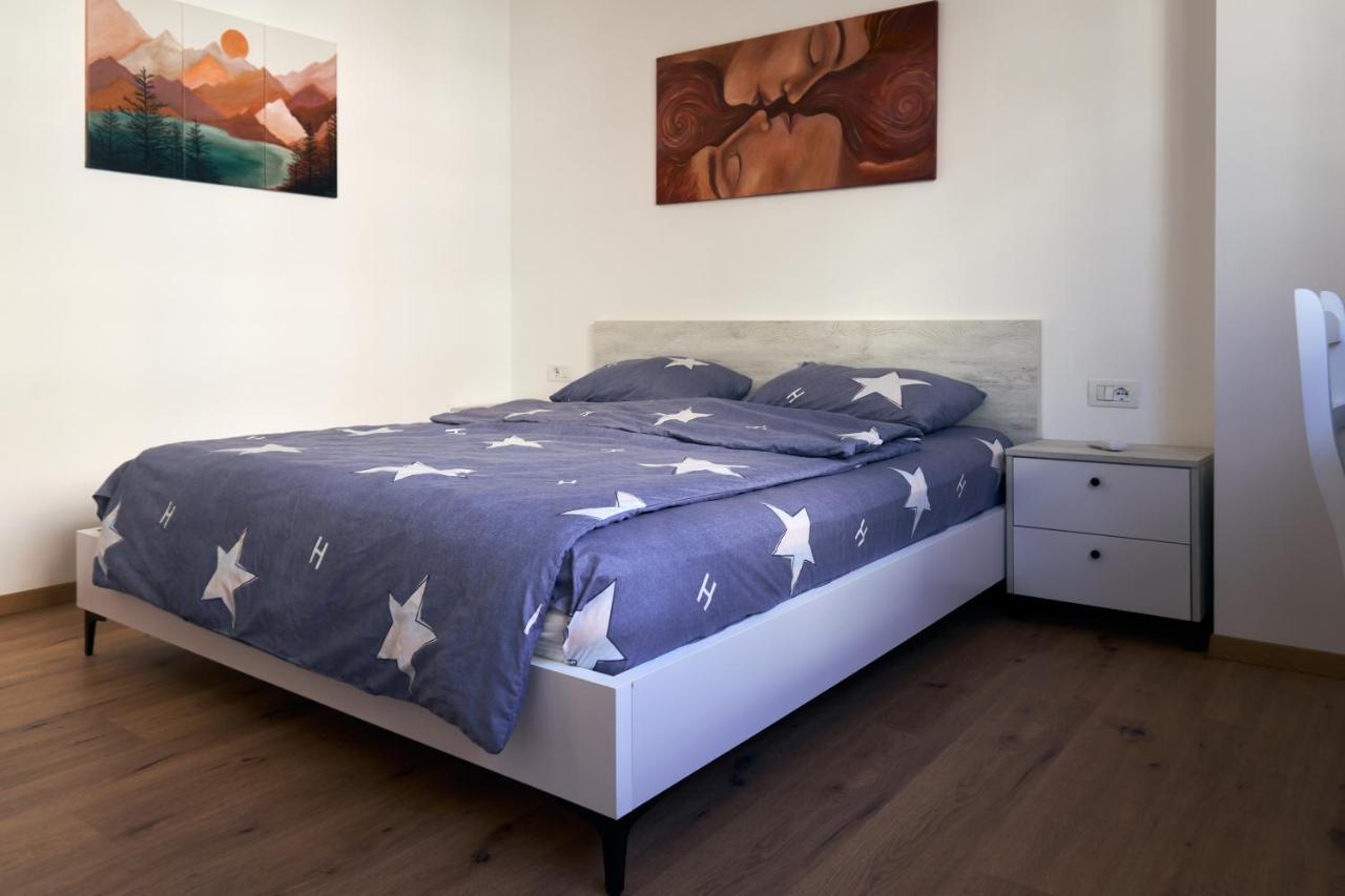 Central Beach Apartment Σαράντα Εξωτερικό φωτογραφία