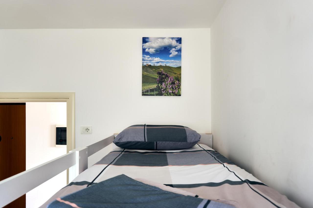 Central Beach Apartment Σαράντα Εξωτερικό φωτογραφία